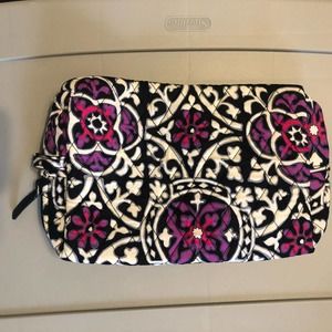 Vera Bradley Cosmetic Bag in Signature Quilted Scroll Medllion